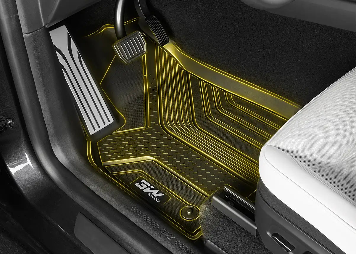 Custom Fit vs Universal Floor Mats
