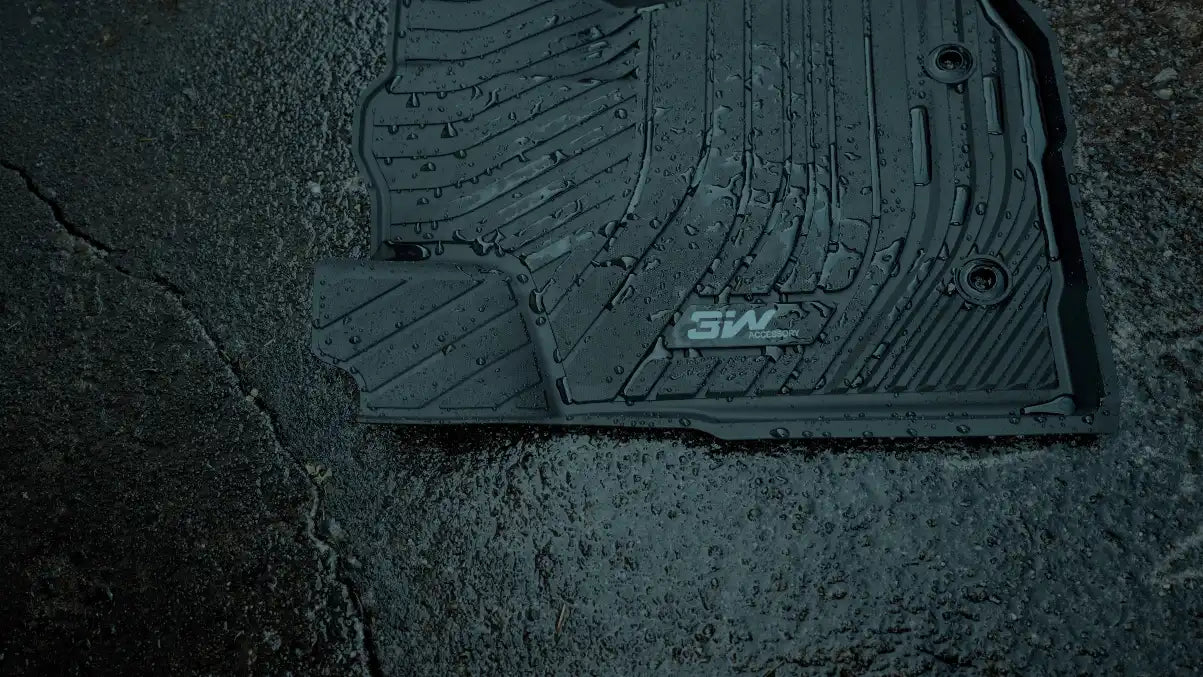 How to Choose Floor Mats for the CR-V, Tucson, and CX-5: A Hybrid Fitment Guide