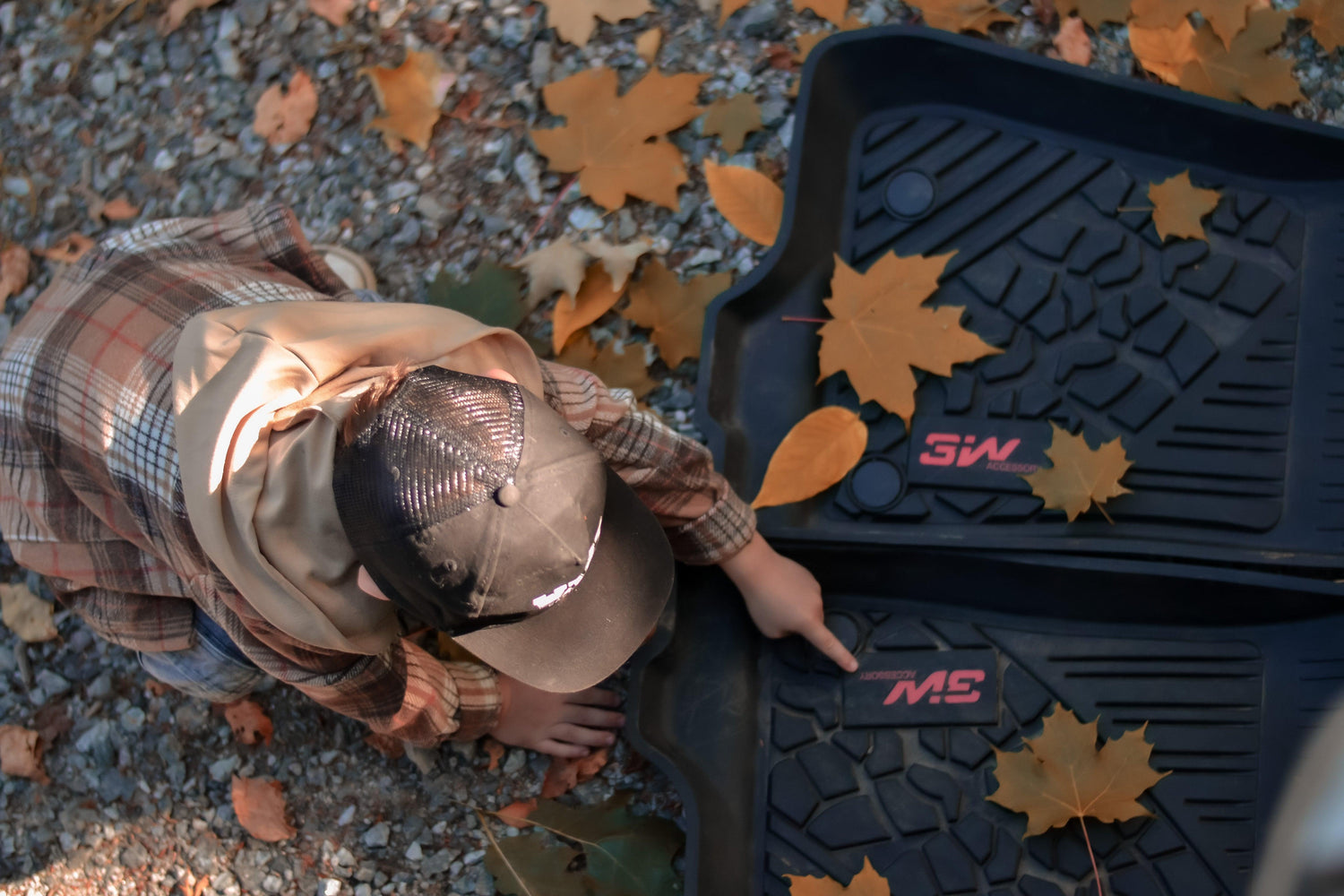 What are good gifts for car lovers? - 3Wliners -floor-mats-cargo-liner-trunk-mats