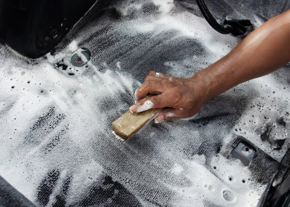 How to Get Gas Smell Out of Car Carpet: Proven Tips for a Fresh Ride